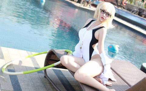 [Cosplay][8K]Potato Godzilla NO.55 Jeanne d'Arc Swimsuit