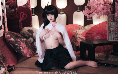 白莉爱吃巧克力 - 栗花落香奈乎 Demon Slayer Tsuyuri Kanao[NSFW]